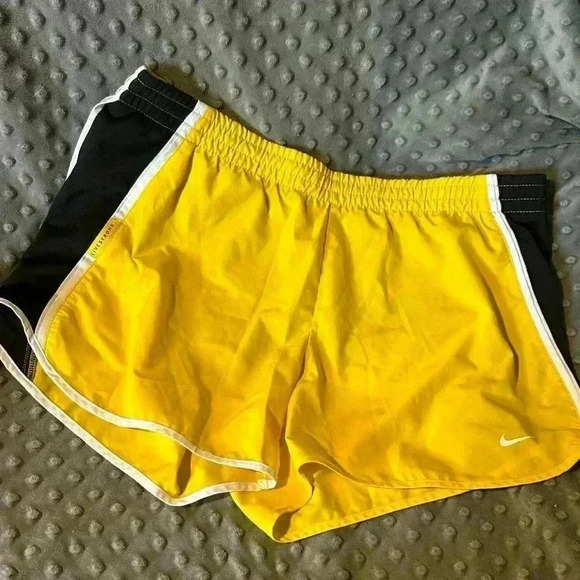 Nike‎ Dri-Fit Yellow and Black Livestrong Running Workout Shorts, M - Picture 1 of 8
